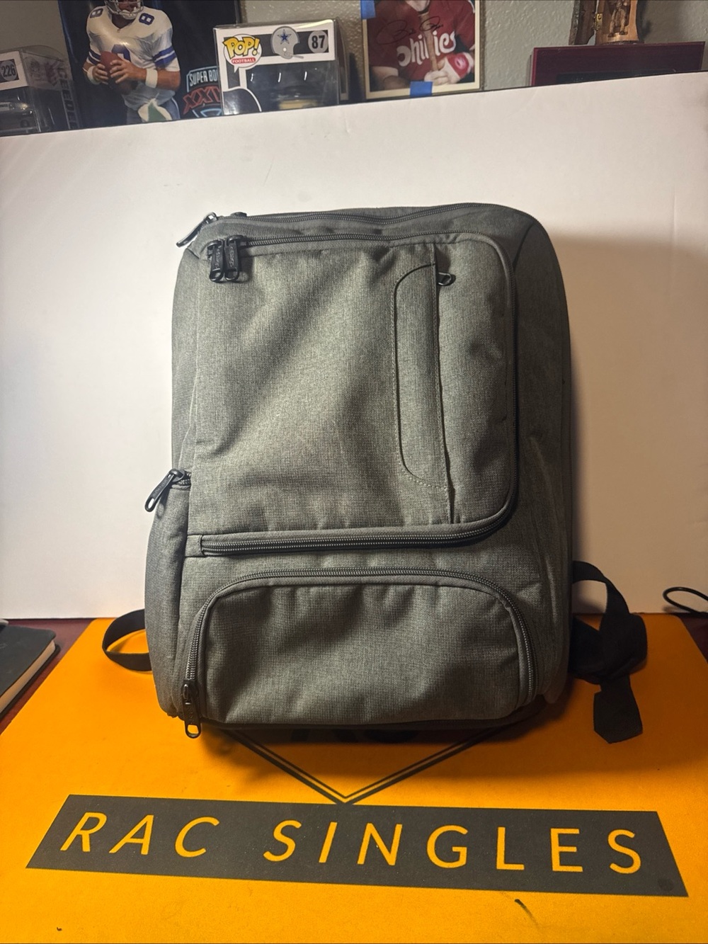 eBags EB2146-16 Professional  PRO Slim Laptop Backpack Gray Mint-Cond